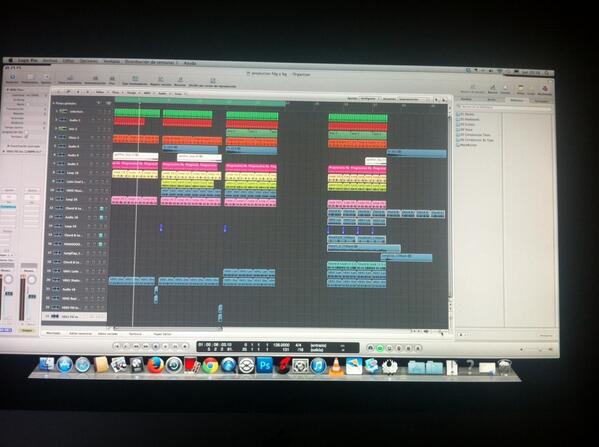 FonsideGarcia's tweet image. Después de casi 2 semanas d trabajo duro en el #Studio así vamos ya d avanzados..@jossemoradj @BeaMhyv #2Single