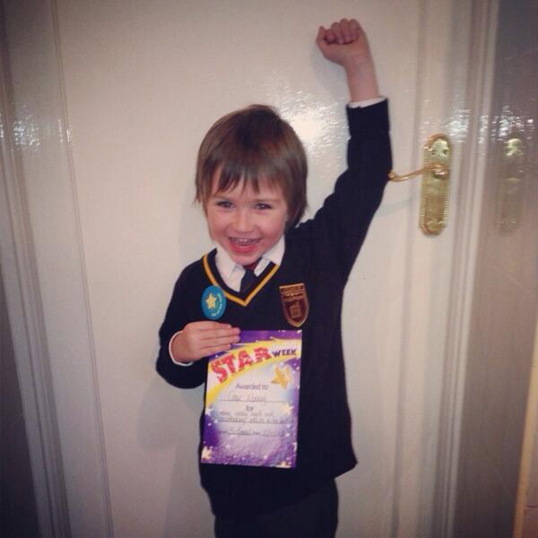 justdanielle81's tweet image. My little star of the week #hardwork #goodmaths #politeboy #proudmammy 🌟💙