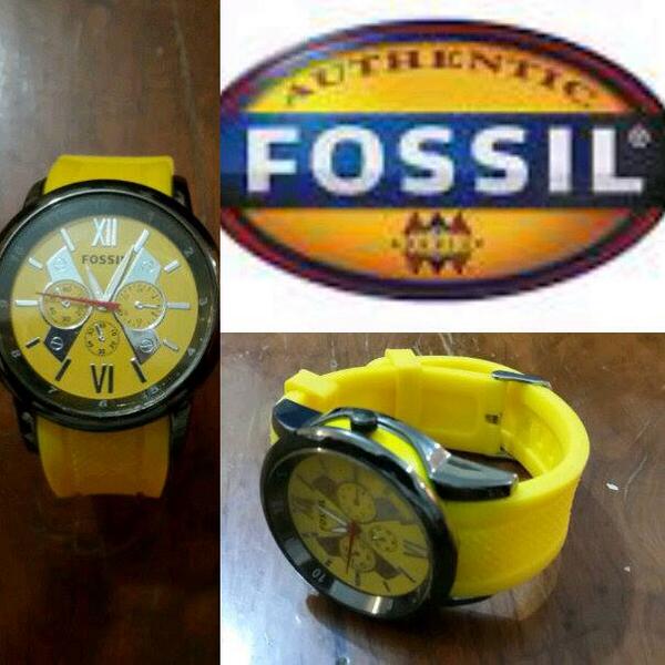 RbnBrown's tweet image. @Graphcenter FOSSIL $35 Whatsapp 0995201226