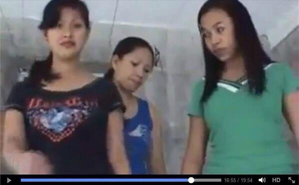 Brozo's tweet photo. Ayúdenme con un RT! FOTO de las tres mujeres basura que mataron a un cachorro pisándolo poco a poco hasta que murió http://t.co/Mgeq8hkTXV