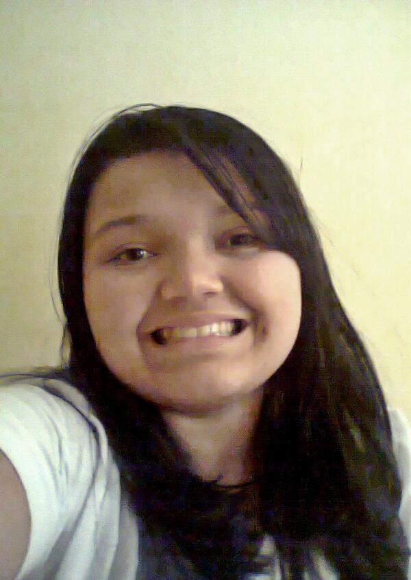 jessicaEsther5's tweet photo. um sorriso na cara vale do que mil palavras :) !!!!! boa noite http://t.co/WL55tsLwKX