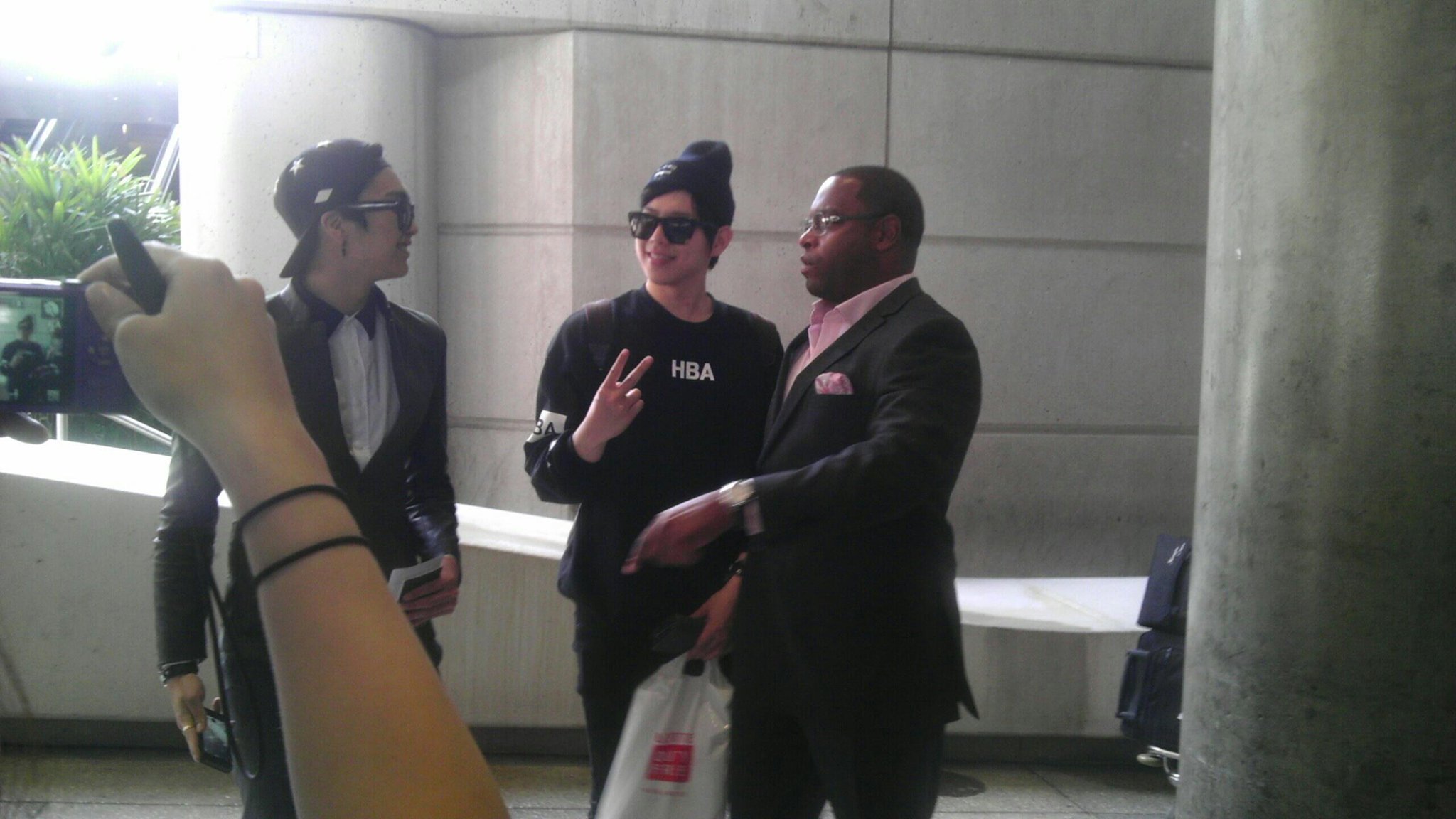 BVrWjk0CIAAUOig.jpg:large