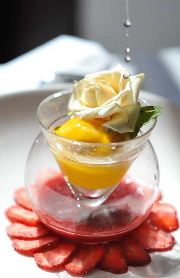 ZeeRestaurant's tweet photo. http://t.co/5brnOxWco3