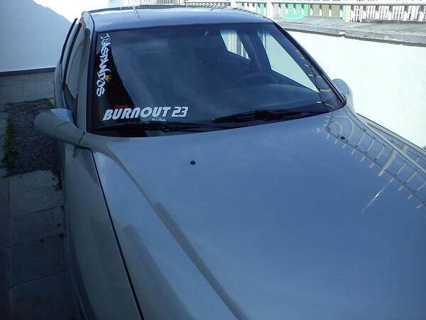 trypsgtm's tweet photo. Equipe Burnout e adesivinho Raspandos *-----* http://t.co/23U6VpahGK