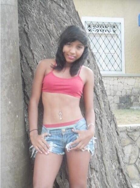 KarliizLi's tweet photo. @TropicanaQuilla Musica Mas Hermosa♥  #Tropigorras #TropiQuillaMeDaLaCamisetaDeLaSeleccion @NicoGuzman7 http://t.co/rXN7UtKhCD