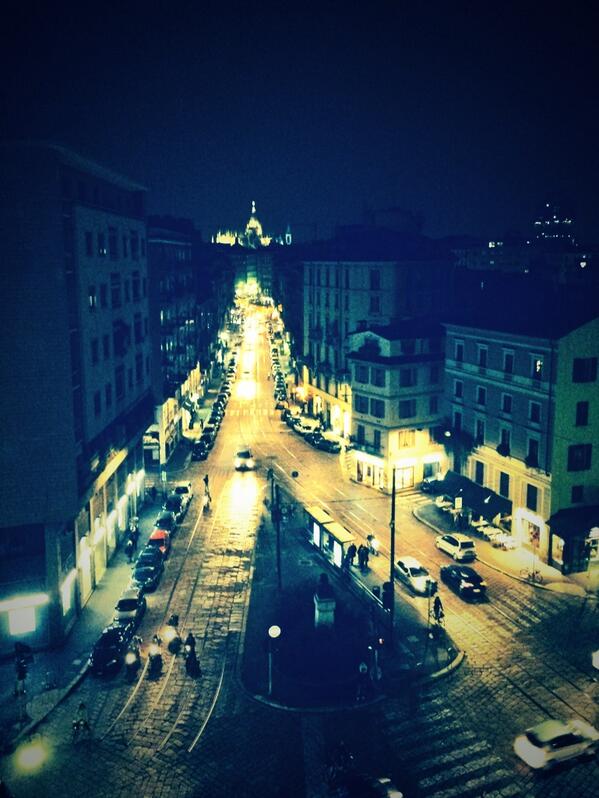 alebarba91's tweet photo. #milan http://t.co/7sqmKLduvX