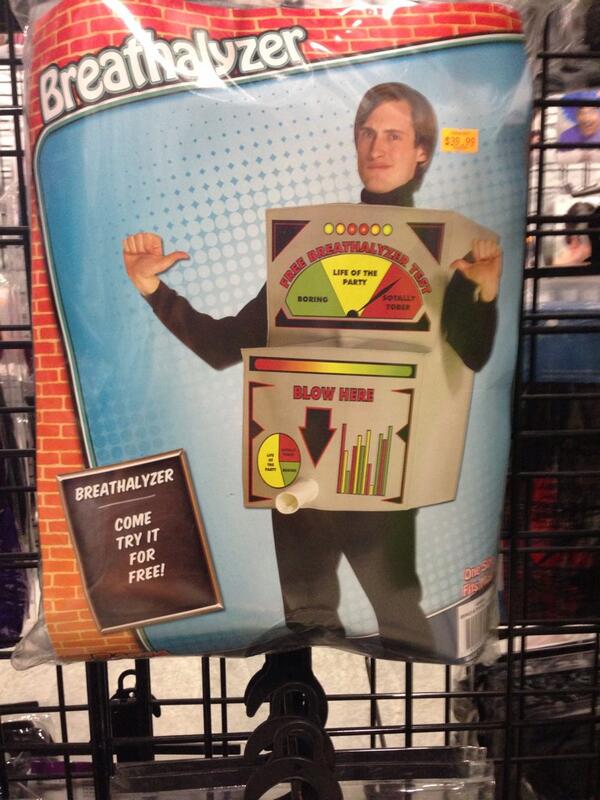 borderwar169's tweet image. Come check out this awesome Breathalyzer costume! Last one! You'll be a big hit at the parties!