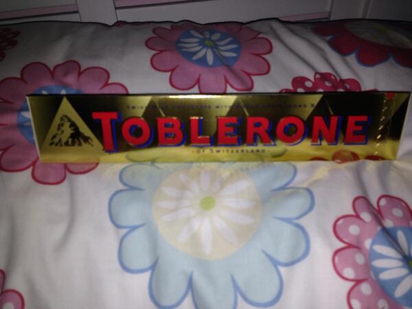 IrisTearDrop's tweet image. I won&apos;t be sharing this anytime soon... #ThisThingIsHuge #JumboSized