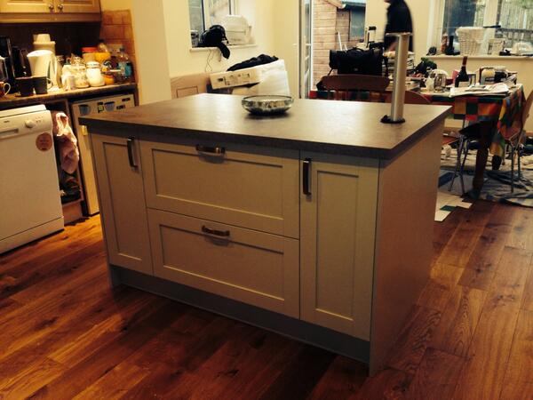 jlaw_carpentry's tweet image. New kitchen island installed yesterday! #popupsocket #jlawcarpentry