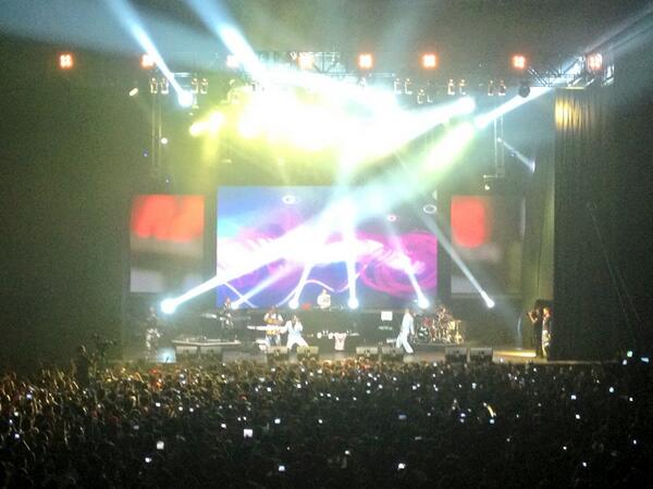 JAK101fm's tweet photo. lagu like a G6 langsung jadi lagu ke 2, penonton histeris!! #FarEastMovement #JavaSoulnation2013 http://t.co/DUIgRwr75H