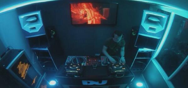 Gary Curran tweet media