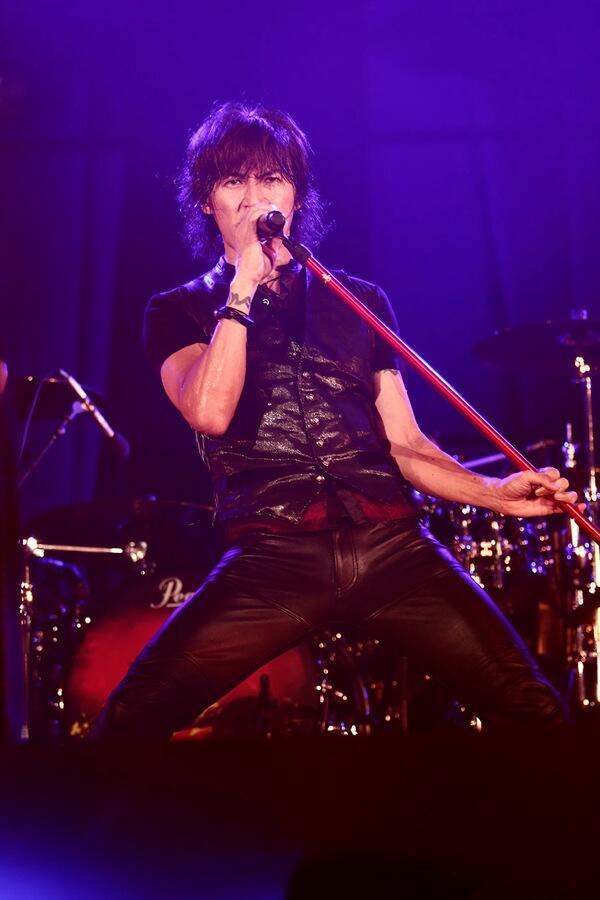 B'z 稲葉 浩志 #最高のボーカルだと思う人で500RT目指す