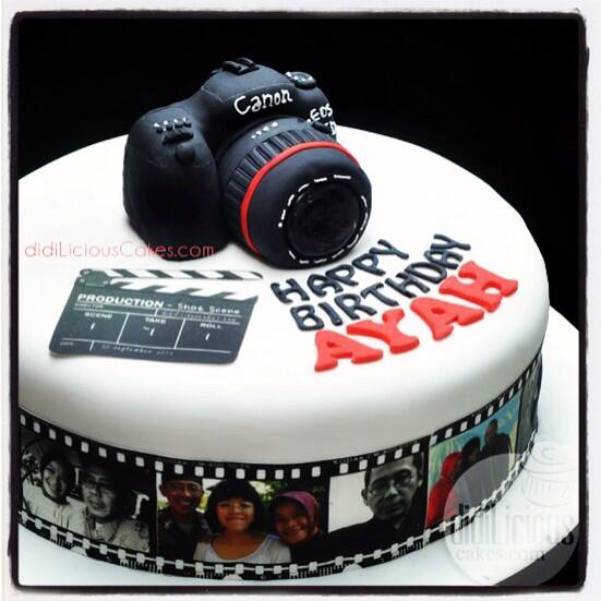 didiLiciousCake's tweet photo. Potrait http://t.co/OftPp08KtR