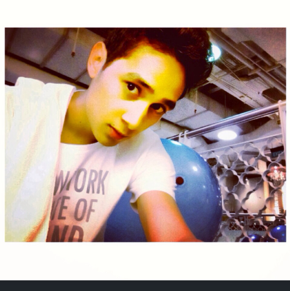 KevinLukee's tweet photo. gym timey xx http://t.co/A0BY16rJZC