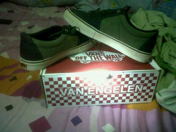 For sale Vans Van Engelen size 9 minat ???