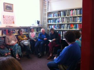 The wonderful Kerrie Hardie in action in City Library yesterday for poetry day  #allirelandpoetryday #kerryhardie