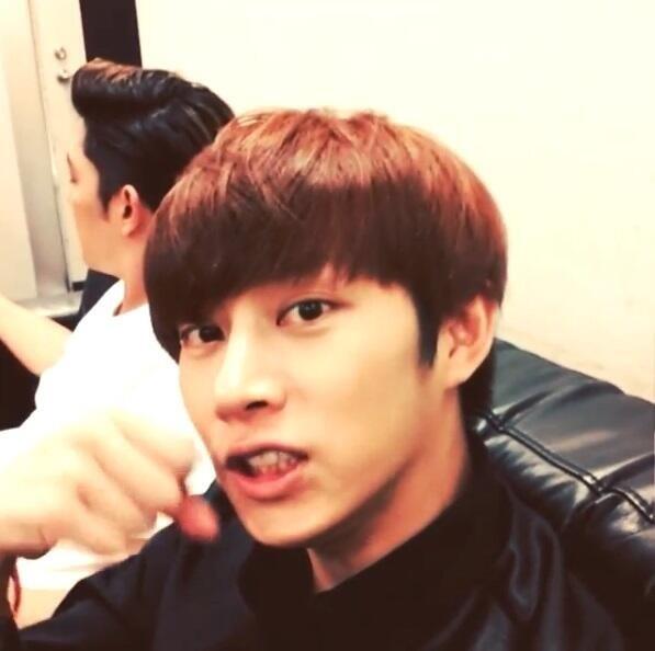 For_Heechul's tweet photo. Bye bye http://t.co/ZnhTnvxvJx