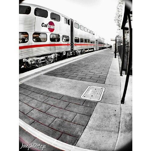 Caltrain's tweet photo. Great shot from http://t.co/BMT2R2IToN. Thnx. #IGoftheWeek http://t.co/V46BDu8bnU