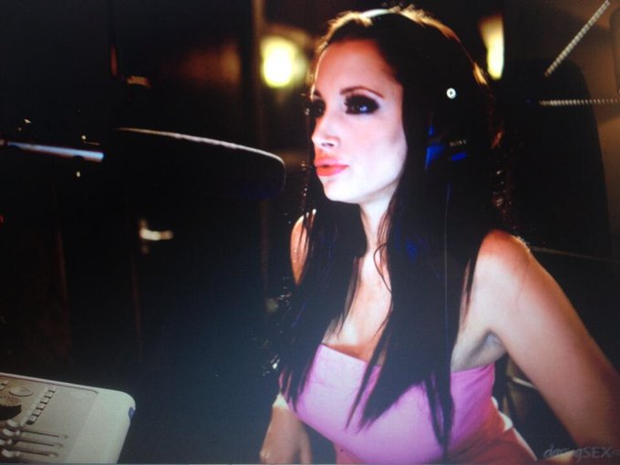 Giving filthy interview loool xx http://t.co/OIbkU0w9jT<a href="/tag/girllove"class="tags"><span>#girllove</span></a>