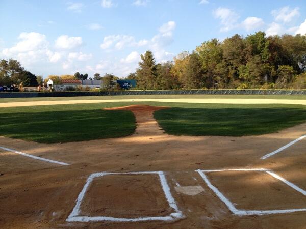 HUBaseballClub's tweet photo. Game 1 of the State College Classic gets underway at 7! Hofstra takes on conference rival Delaware. #ncba http://t.co/Hoq3c5jQ6t