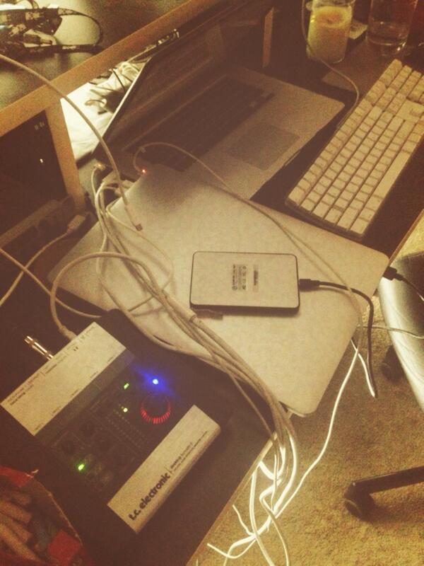 karptweets's tweet image. I am a mess today... #editorproblems