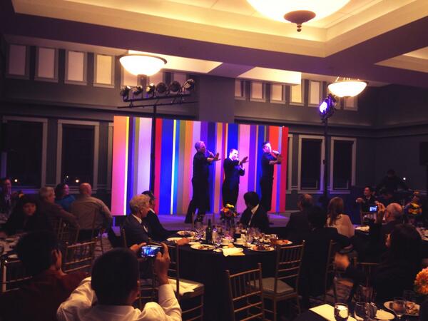 EntUnl's tweet image. The Three Waiters are amazing!!!