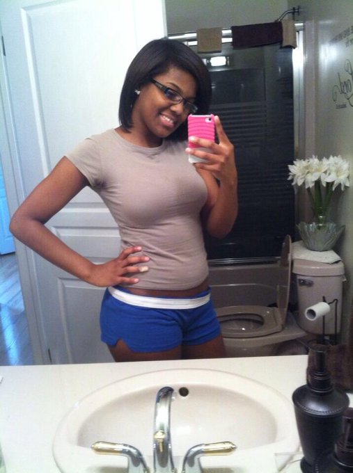 Watch KS🧚🏾's leaked NSFW photo on TwXstars