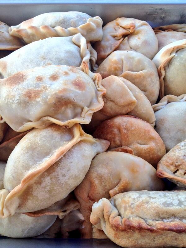 MaxsEmpanadas's tweet photo. Let's meet at 32nd street Waverly farmers market. From 7 to 12. http://t.co/CoPlrSBNQ2