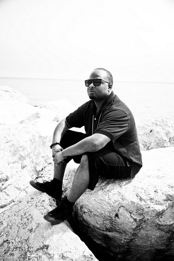 Quanball's tweet photo. Got my stunna shades on.  - Mgmt http://t.co/Z0i5cvgqmL