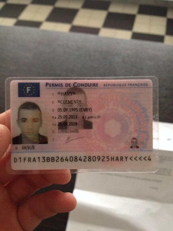 ClementHary's tweet photo. Nouveau permis ! http://t.co/j0EOqvRhkk