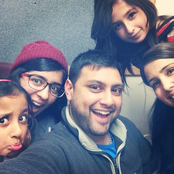 Soundof5Rivers's tweet photo. WE ARE HAVING A PARTY IN HERE GUYS - the Bhoot http://t.co/9MWFBnLnhi