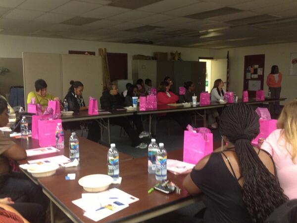 pfhcs's tweet photo. @DfSPeoria Professional Women's Group tonight promoting  women's issues w/ Denise Moore, Peoria City Council. http://t.co/IczEV38L5l