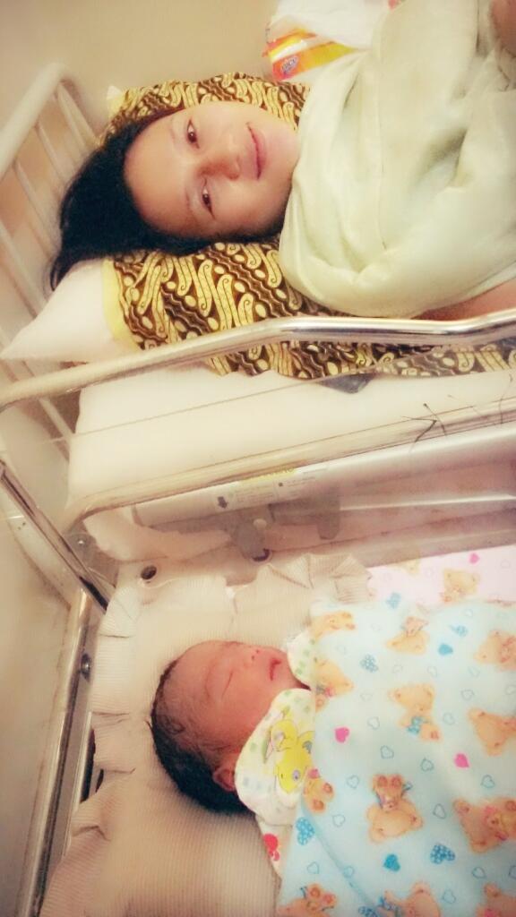 adheacy's tweet photo. Love u baby carrol :* http://t.co/dZsy1gqVct