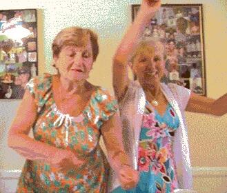 antoorsetti's tweet image. Esta es la banda más loca, esta es la banda @Funtime15 ♫♪ @lai_alzola y yo en un futuro. #ForeverFT #FuntimeFriends ♥