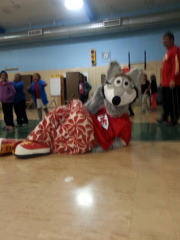 smartred66's tweet photo. KC Wolf was in the house @UrbanRay1 @warfordelementary http://t.co/Txp46wLixE