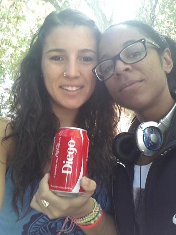 cristifu2's tweet photo. @L_delavaca y yo acordandonos de nuestro niño @D_lavaca http://t.co/Oi7K0n2NuF
