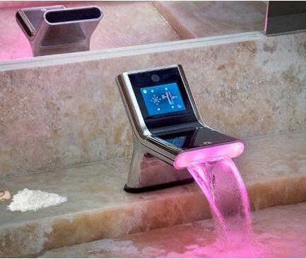 makepolocom's tweet image. This faucet can set water temperature and water pressure through facial recognition.makepolo.com/Basin-Faucets-…