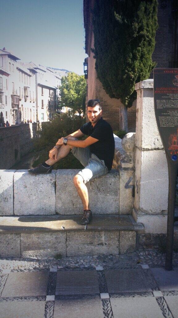 DLR86's tweet photo. Granada Granada #granada ya estamos aquí :) http://t.co/J90tf3UjCg