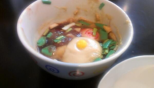 ittetsu_THfan's tweet photo. แปล "@ittetsu_silk: これ何に見えます！？ http://t.co/aZ7Ovifjnt" เห็นอะไรนี่ไหมครับ!?
