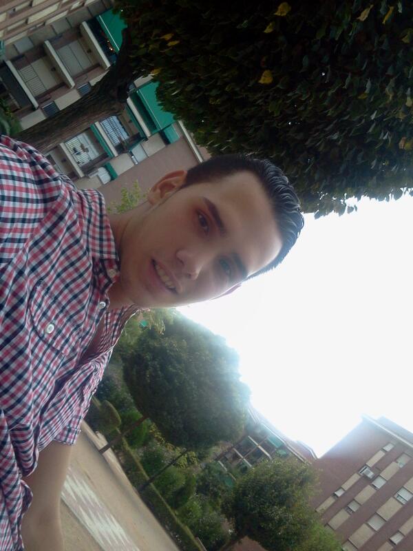 pmora93's tweet photo. http://t.co/C3fujo38b9