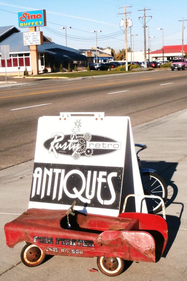 RustyRetro's tweet image. Heading to or coming from the antiques show at Karcher Mall today? Make sure you stop by Rusty Retro too!