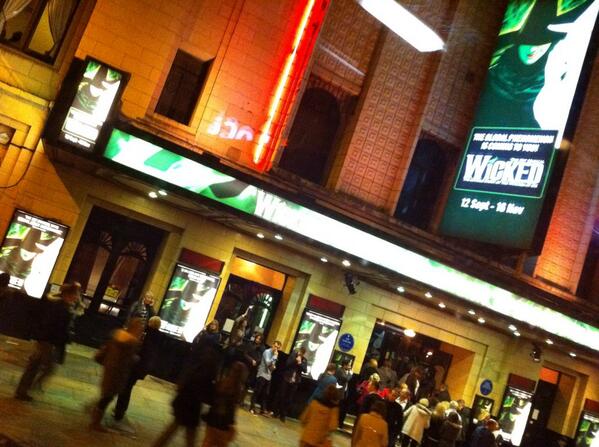 iamnotchloe's tweet photo. Saw Wicked the other day, it was, well.. Wicked. http://t.co/2bUtWv4D7I