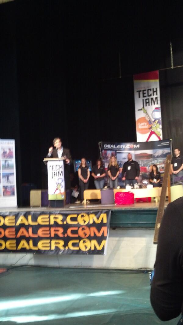 NEvprecruiter's tweet image. Mayor miro weinberger delivering the intro address for #techjamvt