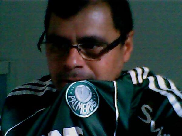 kbecinha's tweet photo. @10neto   sou Palmeirense mas tenho um enorme admiração por vc! sempre achei vc o melhor batedor de falta do mundo http://t.co/ETlVIzyUVv