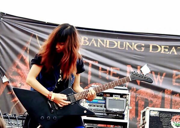 #IDMI ---> "@XtremeZine: #LadiesOfMetal Rizuka (Necro Terror) "