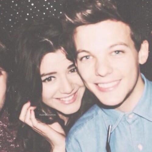 UrShipping's tweet image. RT if you ship Elounor.
