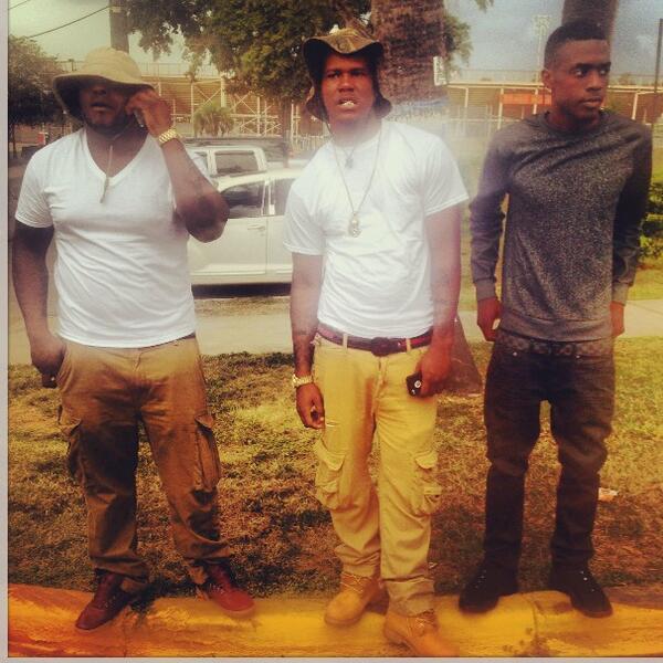 SlimFromTheWood's tweet image. #SetFriday #famuhomecoming2k13  Me @MikeFromDaWood &amp;amp; @iSmashedTu