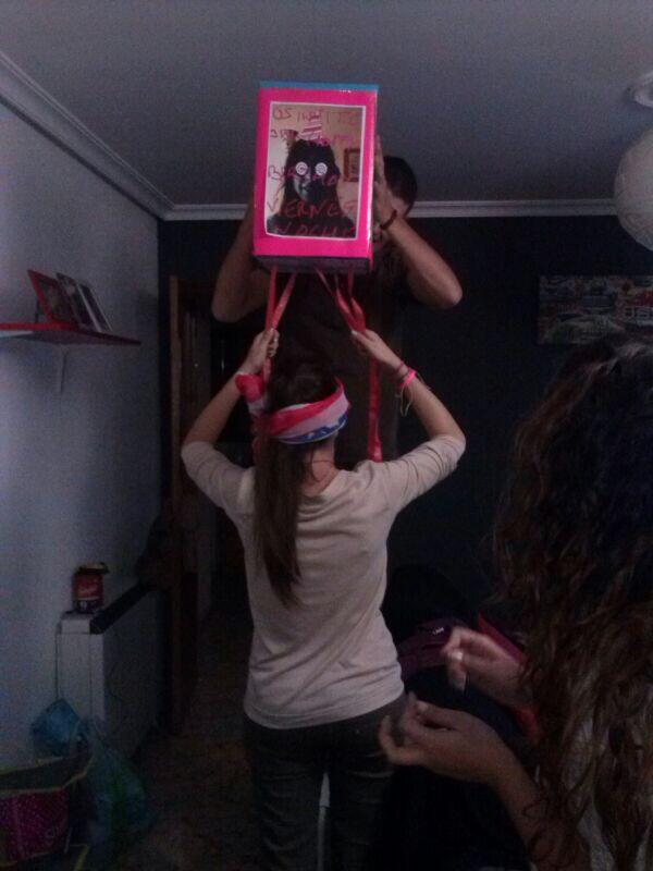 Gracias!!! <a href="/patri_ohuuyeah/">Patricia montealegre</a> <a href="/SarayGCano/">Saray García</a> <a href="/Myriguilla/">Myriam Agüero</a> <a href="/elsalocura/">elsa</a> <a href="/ShereGarrido/">Sherezade Garrido</a> <a href="/LorenaS69606937/">Lorena Sánchez</a> ""