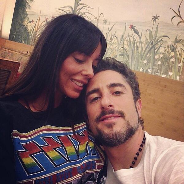 Suzanagdiva's tweet photo. true love http://t.co/hnExPSW2oJ