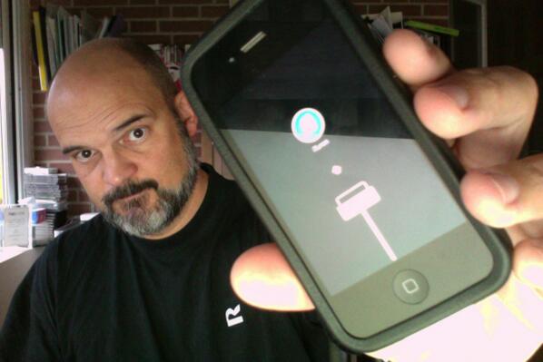 sanchezdelreal's tweet photo. “@sanchezdelreal: sábado, tempranito, ….. voy a experimentar a ver si no pierdo mis datos. http://t.co/xpBjKdTJBB”#iphonemuerto